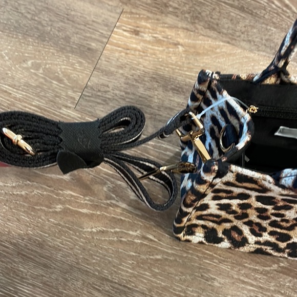 mini leopard purse NWOT - Picture 3 of 11